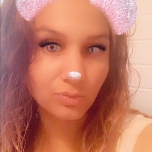 Meet your Posher, Alysha